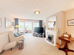 Living Room - click for photo gallery